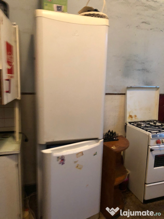 Combina frigorifica Indesit