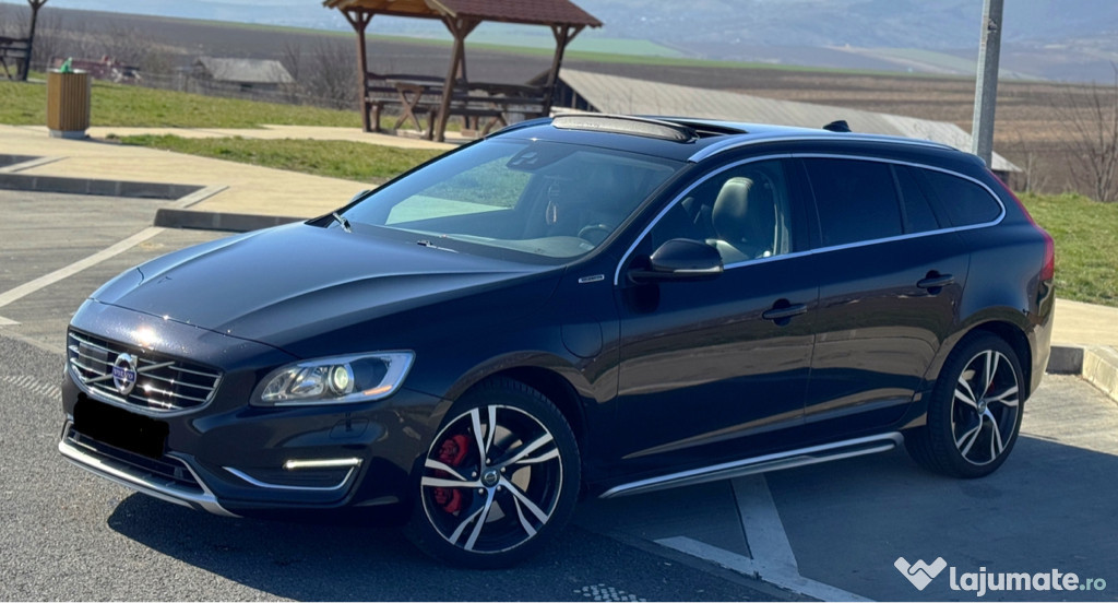 Volvo V60 D6 Plug&Hybrid 285Cp. 4x4 Înmatriculat Ro