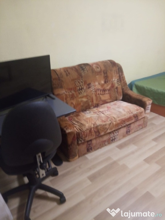 Apartament decomandat metrou costin georgian