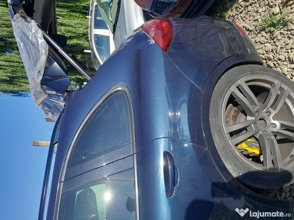 Aripa Stanga Spate Porsche Cayenne 2011