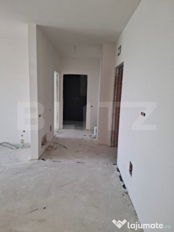 Apartament de vanzare, cu 2 camere, 56 mp, zona Calea Toront