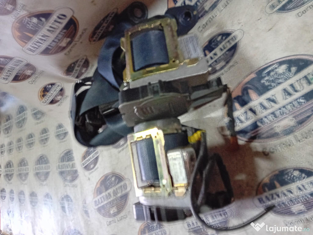 Set Centuri fata cu capsa Volkswagen Passat B6
