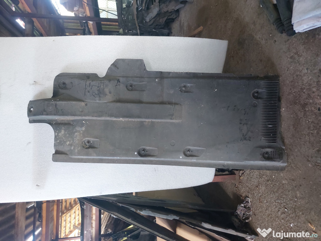 Scut lateral dreapta Skoda RAPID 2015
