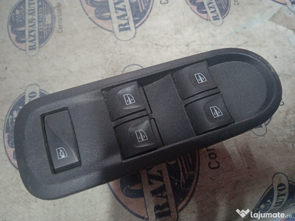 Butoane geamuri electrice Dacia Duster 2017