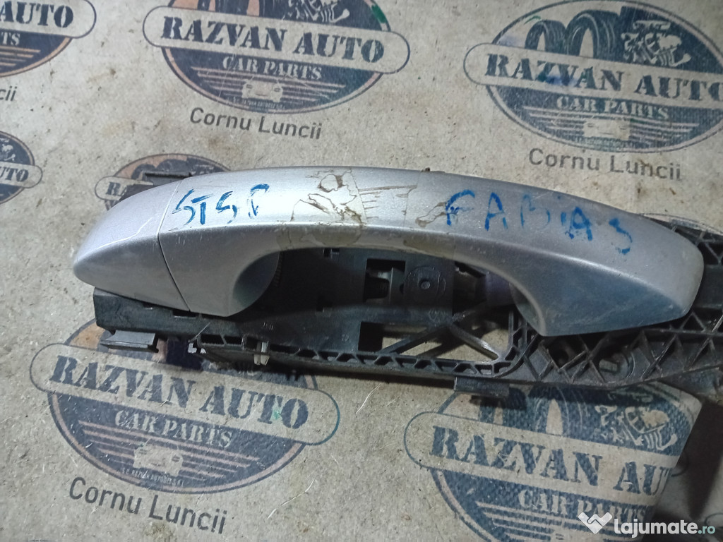 Maner exterior stanga spate Skoda Fabia 3 2016