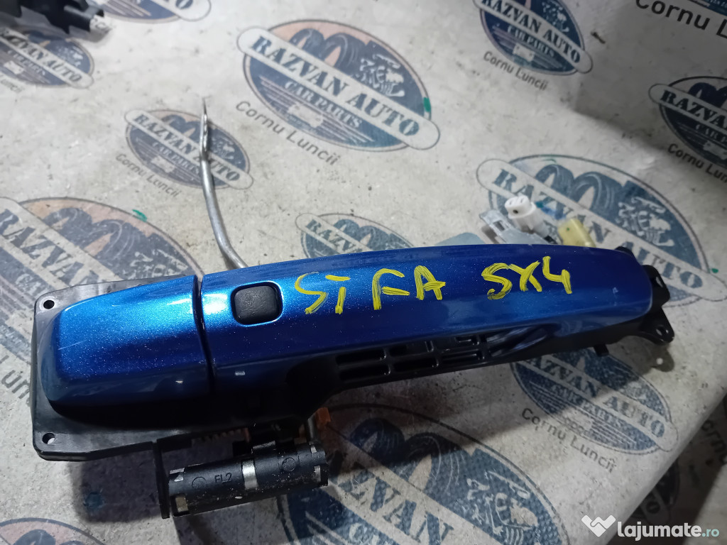 Maner exterior stanga fata Suzuki SX4 2013