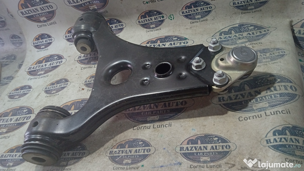 Brat bascula dreapta fata Mercedes B-Class