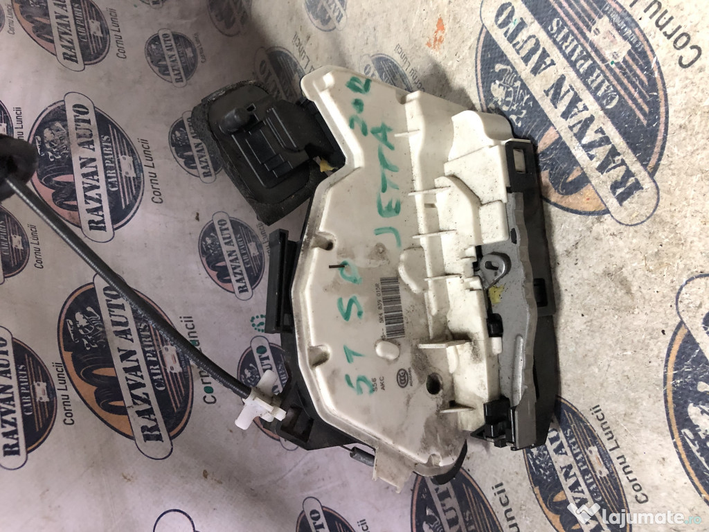 Broasca stanga spate Volkswagen Jetta 2012