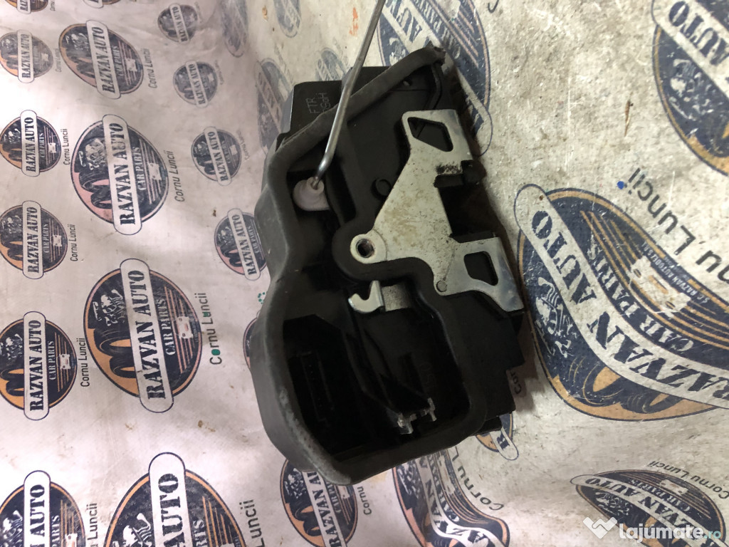 Broasca dreapta fata BMW Seria 1 F20 2013