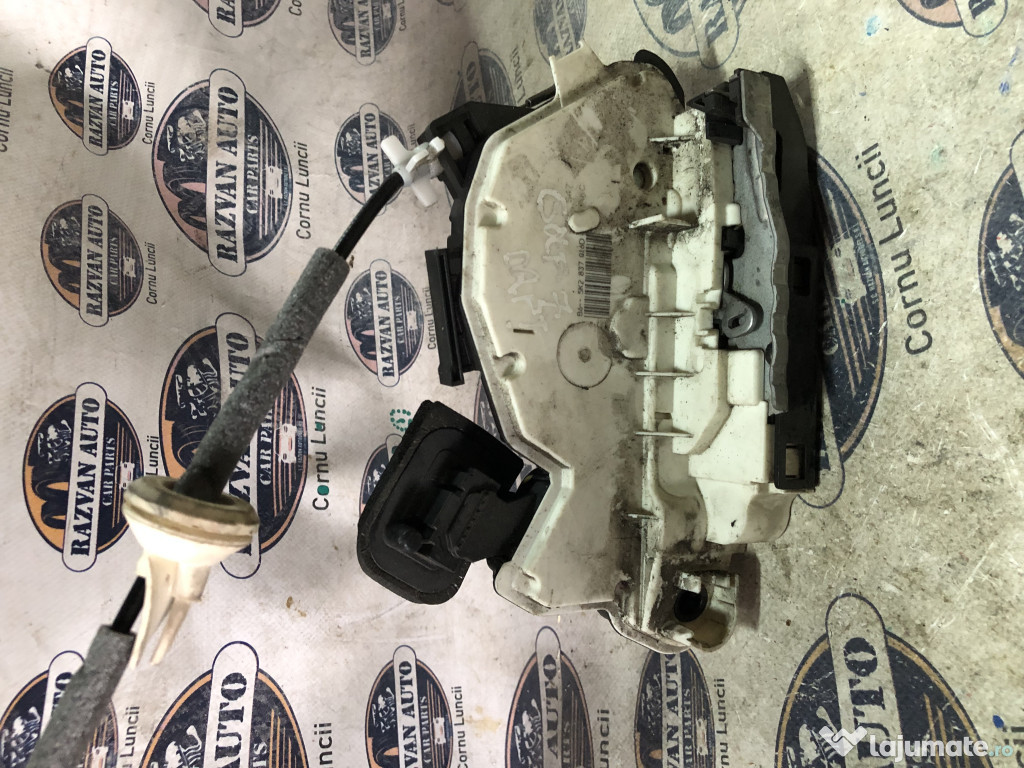Broasca dreapta fata Volkswagen Golf 7 2015