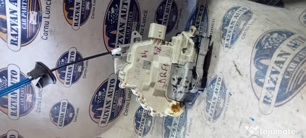 Broasca dreapta fata Audi A4 B8 2014