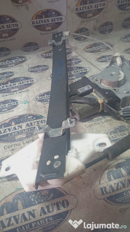 Macara geam dreapta spate Opel Antara 2012