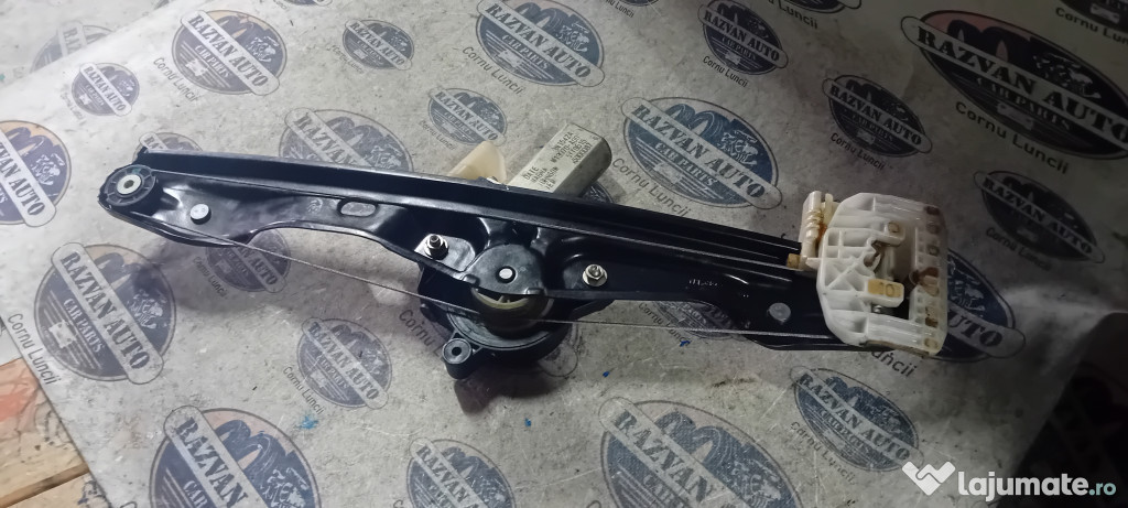Macara geam dreapta spate BMW Seria 1 F20 2012