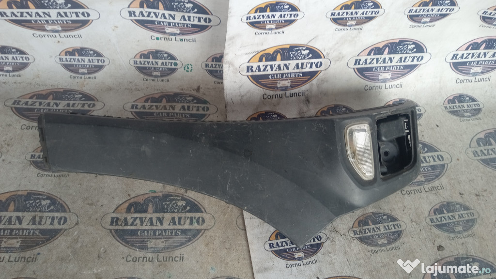 Ornament aripa dreapta fata Dacia Duster 2019