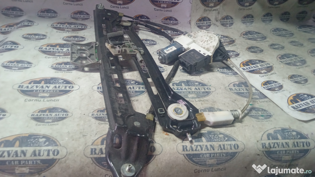 Macara geam dreapta spate Volkswagen Passat CC 2012