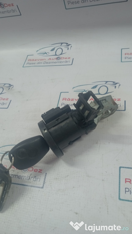 Contact plus cheie Dacia Duster 2013