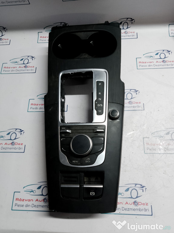 Consola centrala Audi A3 2017