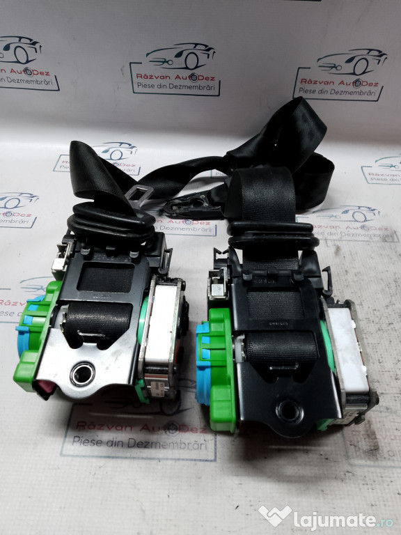 Set Centuri fata cu capsa Audi A4 B8 2009