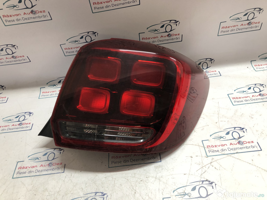 Stop dreapta aripa Dacia Sandero 2018