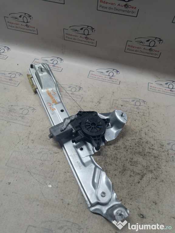 Macara geam stanga spate Dacia Duster 2020