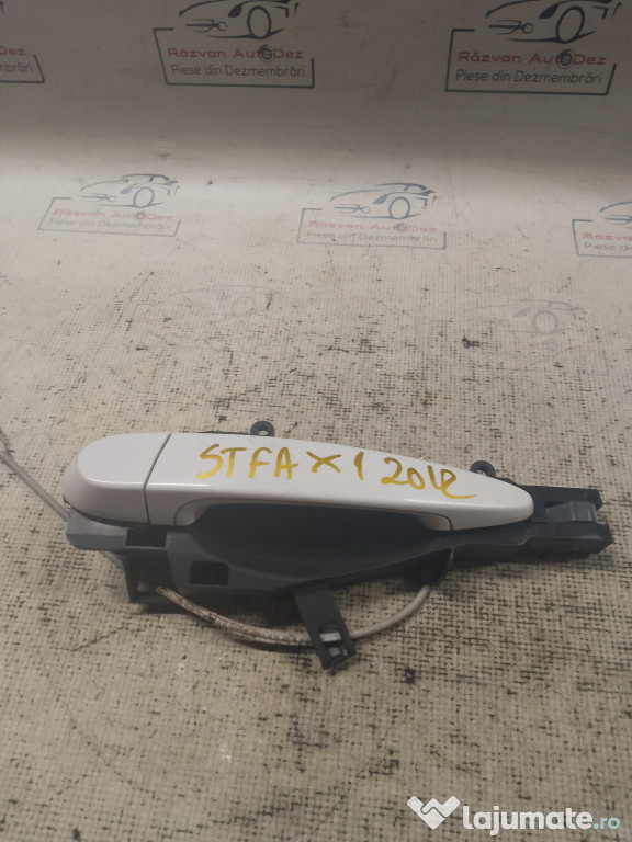 Maner exterior stanga fata BMW X1 2012