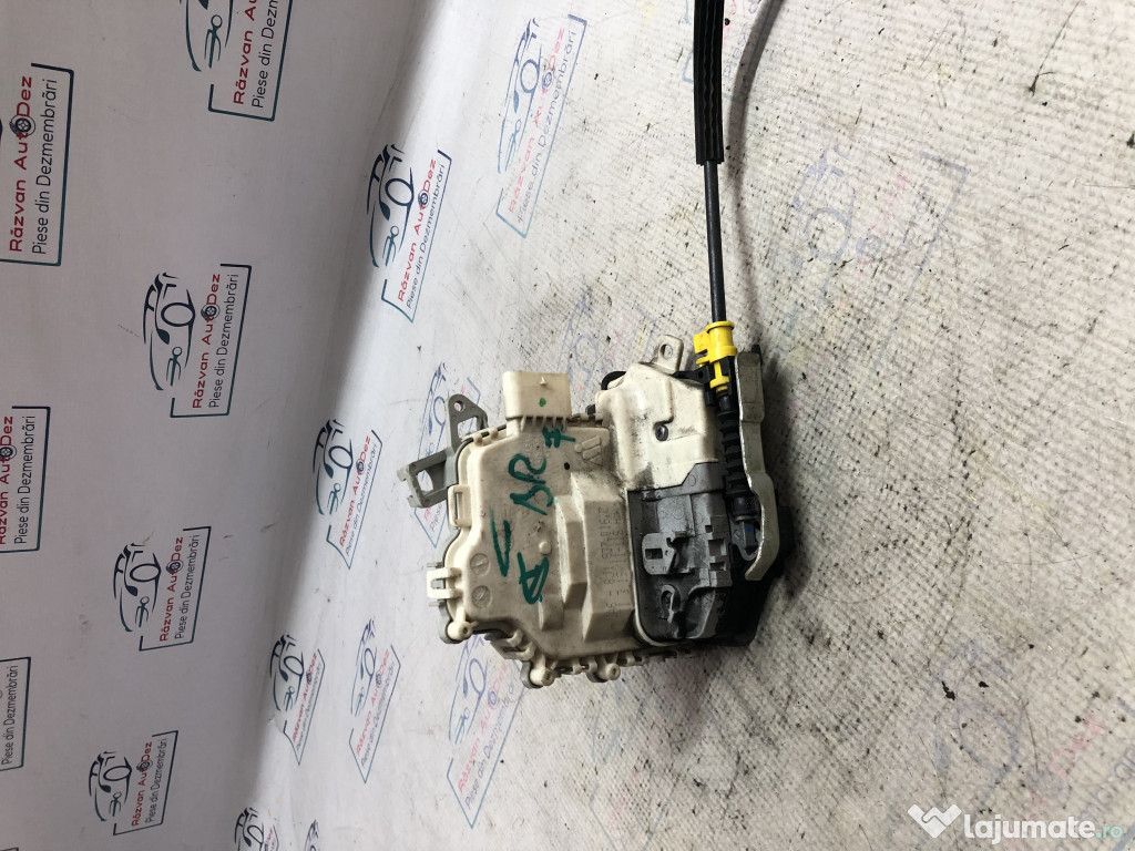 Broasca dreapta fata Audi A1 2012