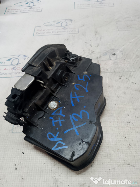 Broasca dreapta fata BMW X3 F25 2012