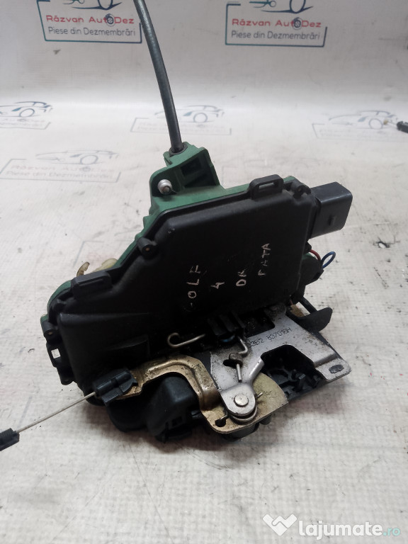 Broasca dreapta fata Volkswagen Golf 4 2004