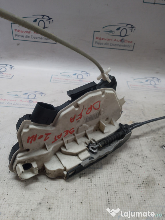 Broasca dreapta fata Seat Leon 2014