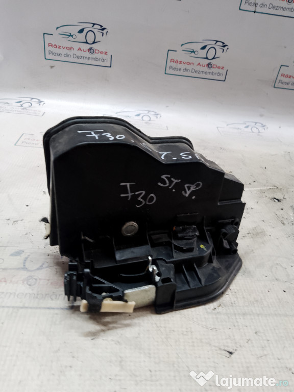 Broasca stanga spate BMW F30 2012