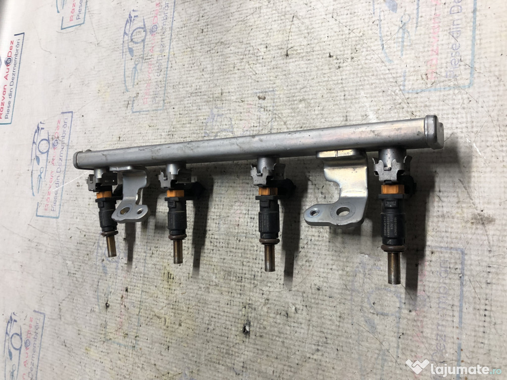 Rampa plus injectoare Dacia Duster 1.6 Benzina 2017