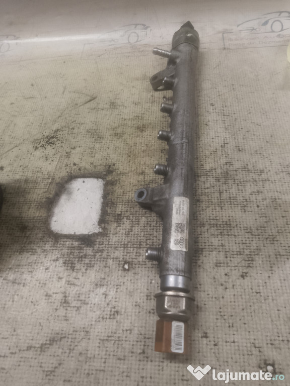 Rampa injectie Skoda Roomster 1.6 2011