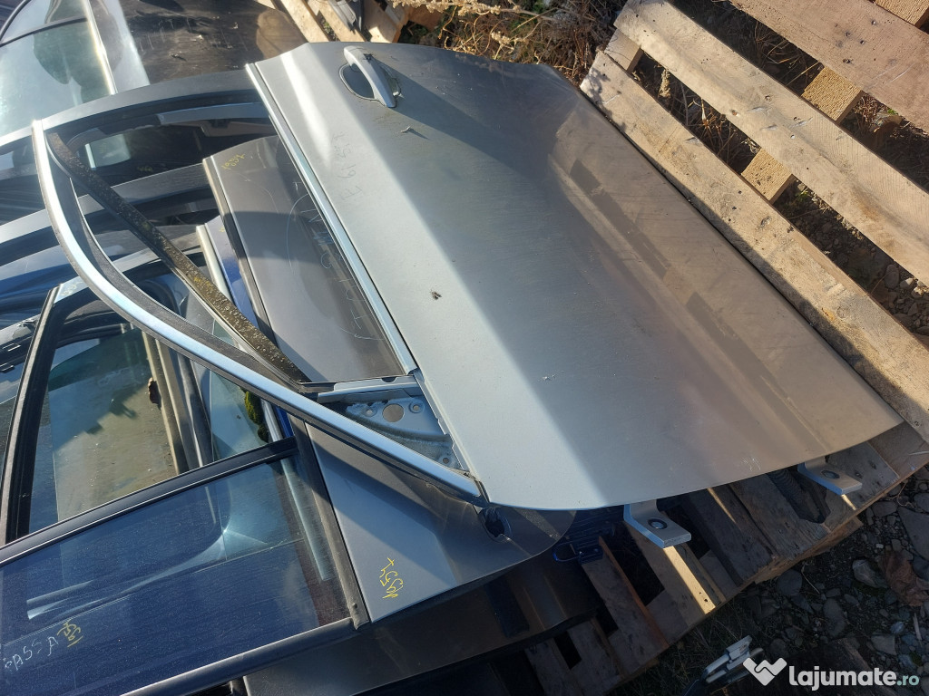 Usa stanga fata BMW E61 2008