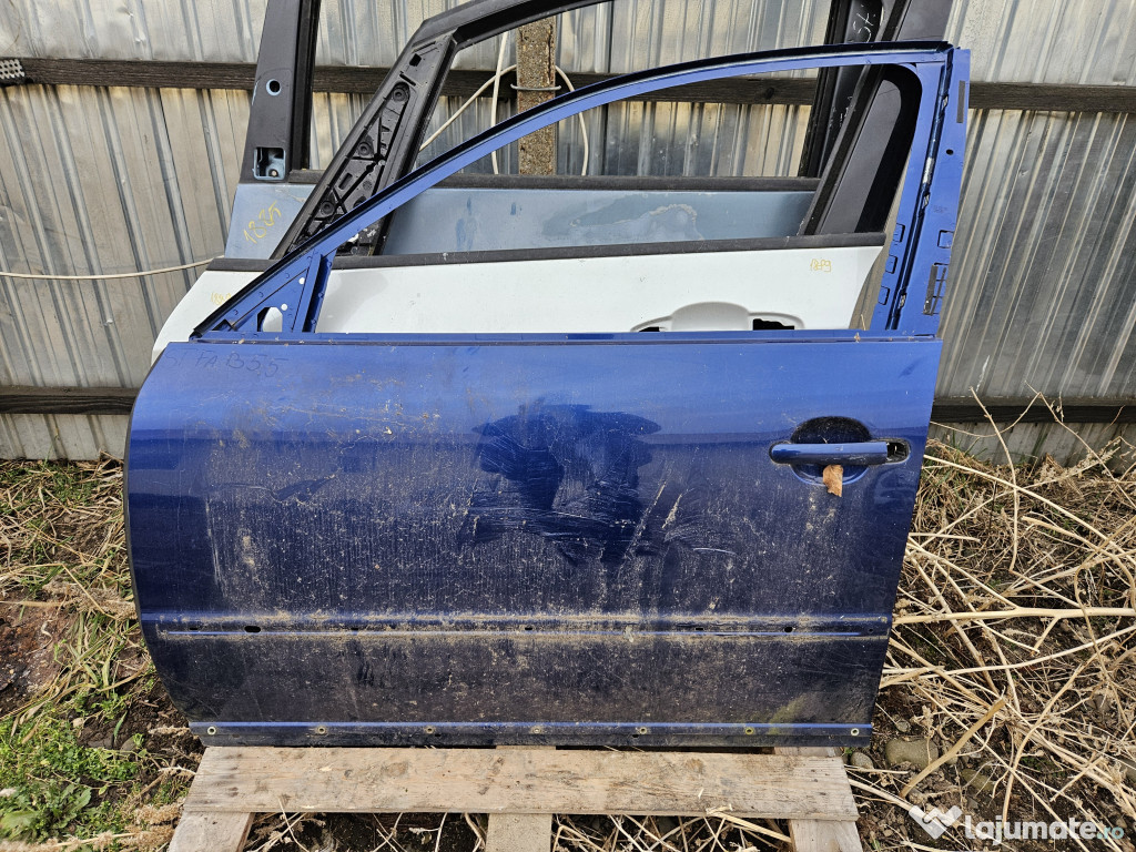 Usa stanga fata Volkswagen Passat B5.5 2004