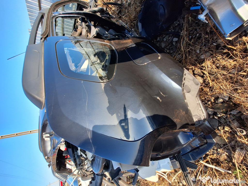 Aripa Dreapta Spate Dacia Duster 2013