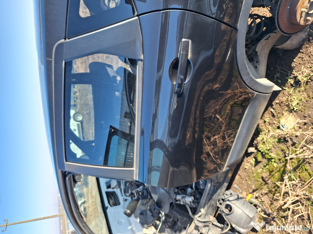 Usa stanga spate Nissan Qashqai 2011