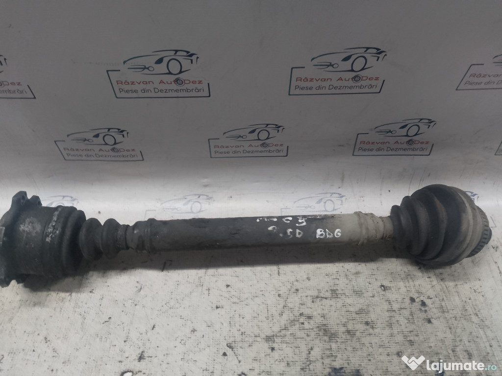 Planetara dreapta fata Audi A6 C5 2.5 Motorina