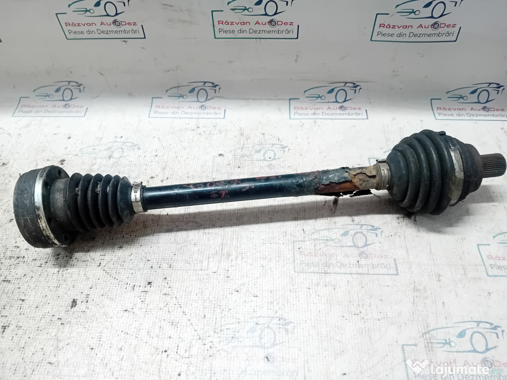 Planetara stanga spate Volkswagen Golf 5 1.4 Benzina 2011