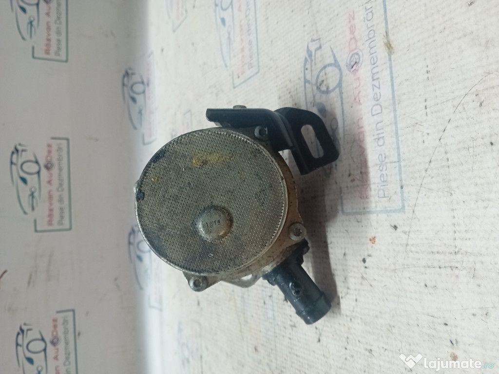 Pompa vacuum Dacia Duster 1.5 2011