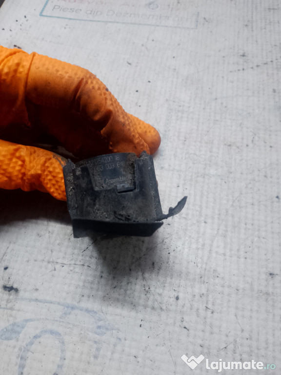 Senzori parcare spate Mercedes E-Class W212 2012