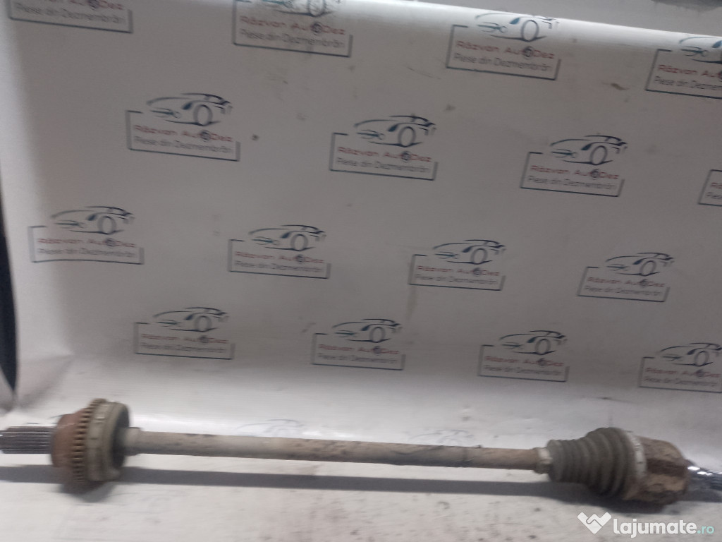 Planetara stanga spate Dacia Duster Benzina 2019