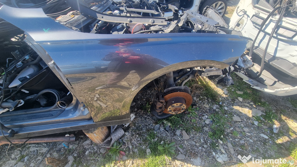 Aripa Dreapta Fata BMW F30 2013