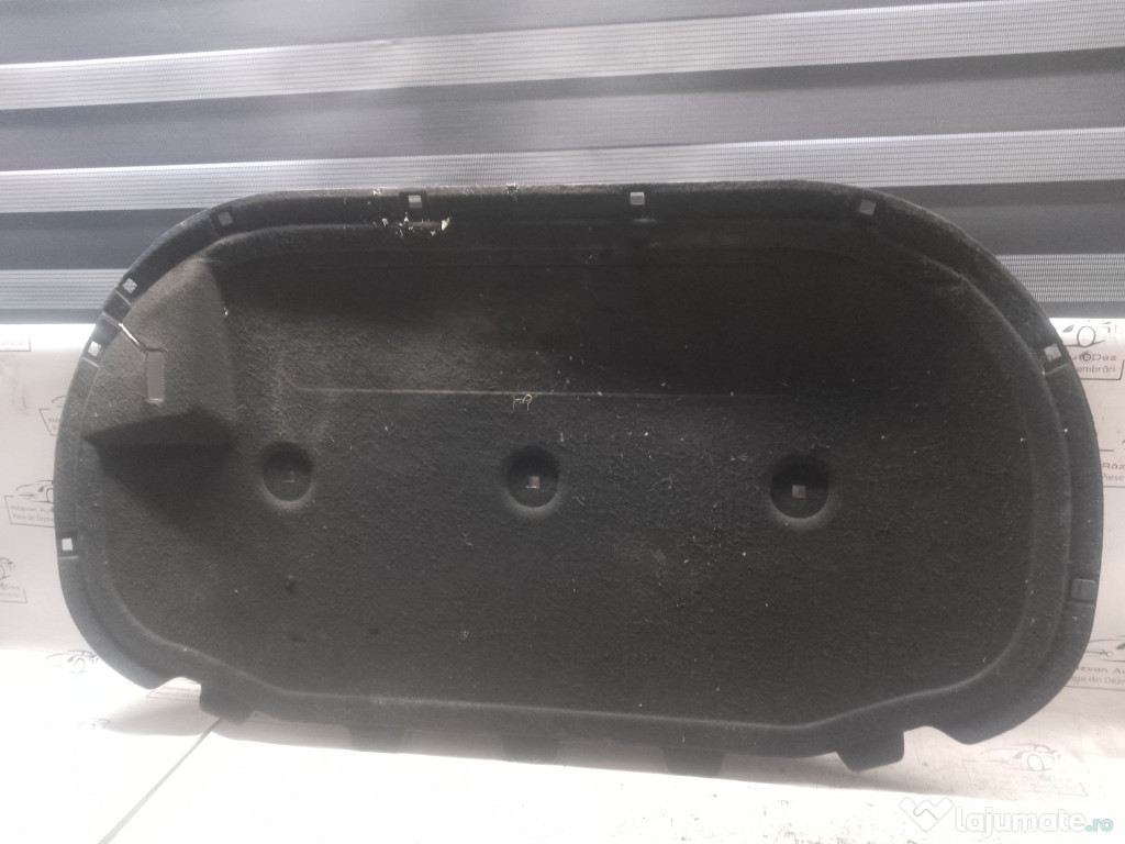 Pâsla capotă Volkswagen Passat B8 2016