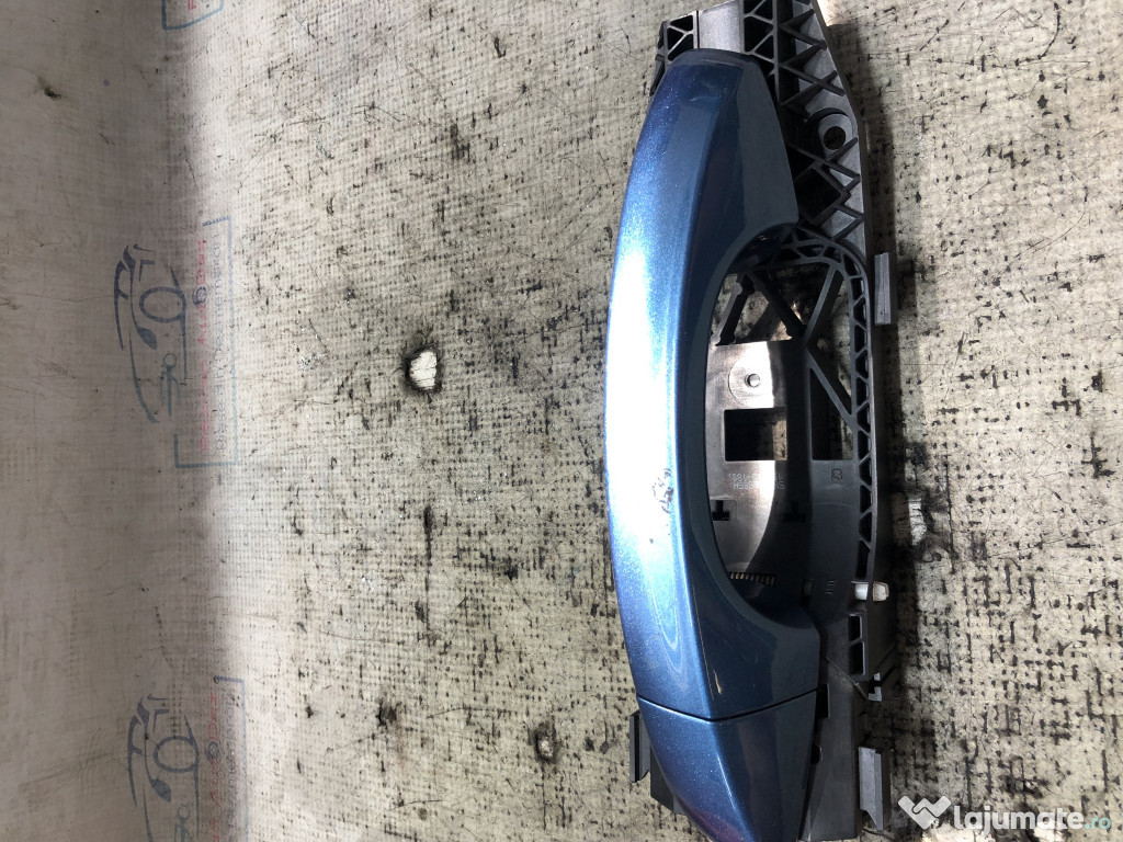 Maner exterior stanga fata Volkswagen Golf 7 2016