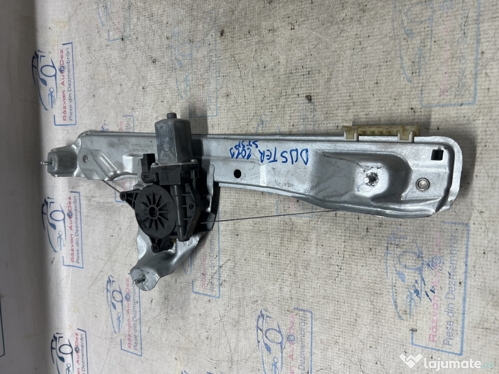 Macara geam stanga spate Dacia Duster 2019