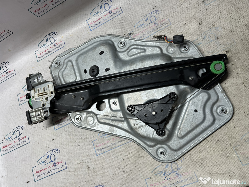 Macara geam stanga spate Skoda Yeti 2010