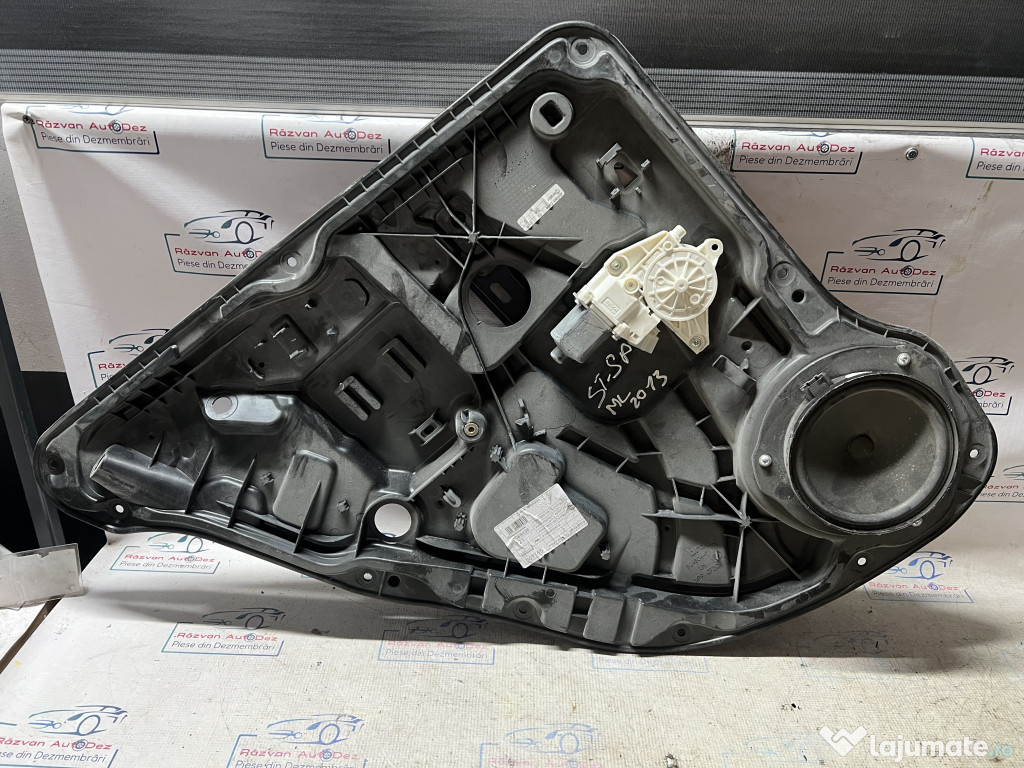 Macara geam stanga spate Mercedes ML 2013