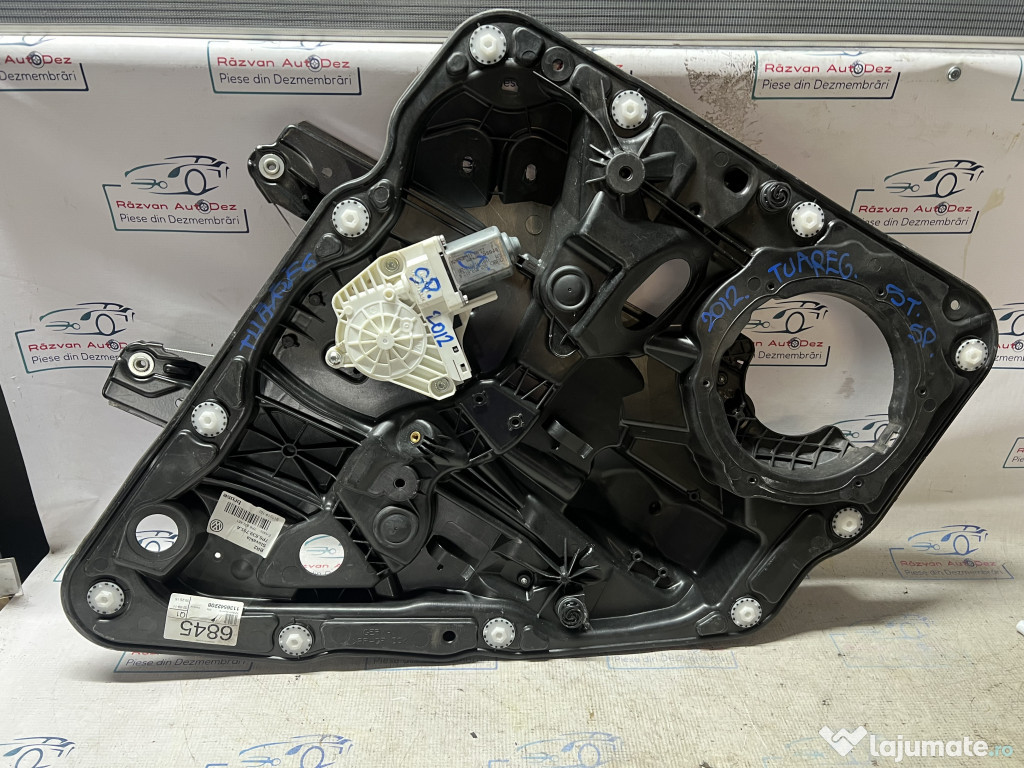 Macara geam stanga spate Volkswagen Touareg 2012