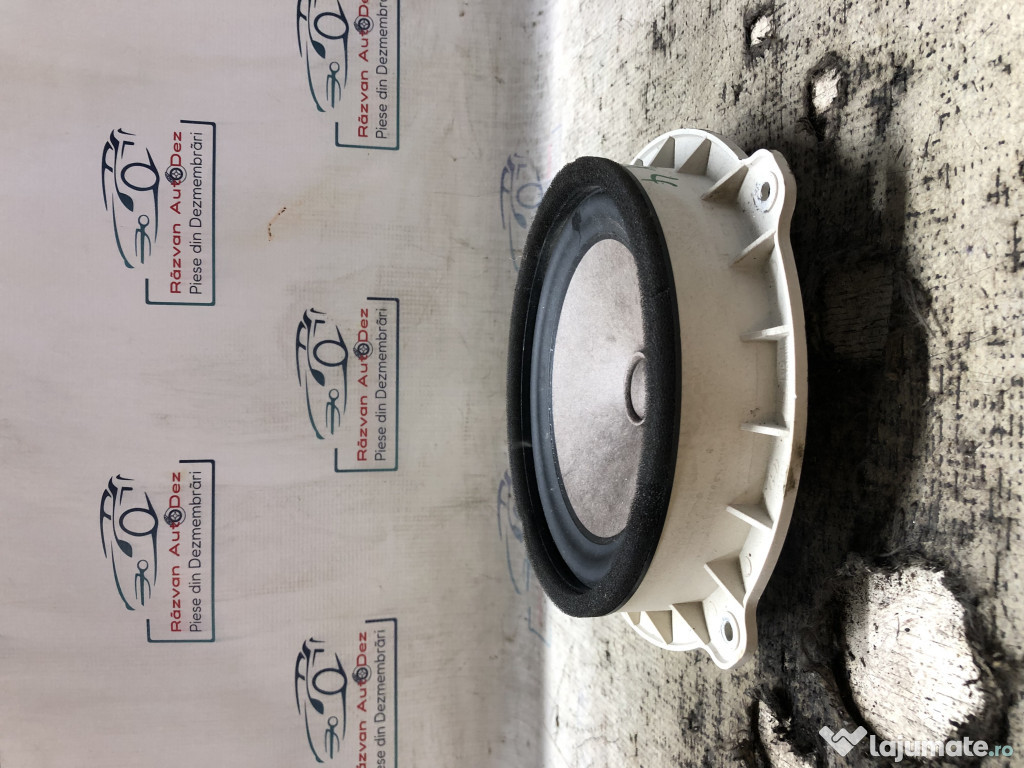 Boxa stanga fata Suzuki SX4 2014