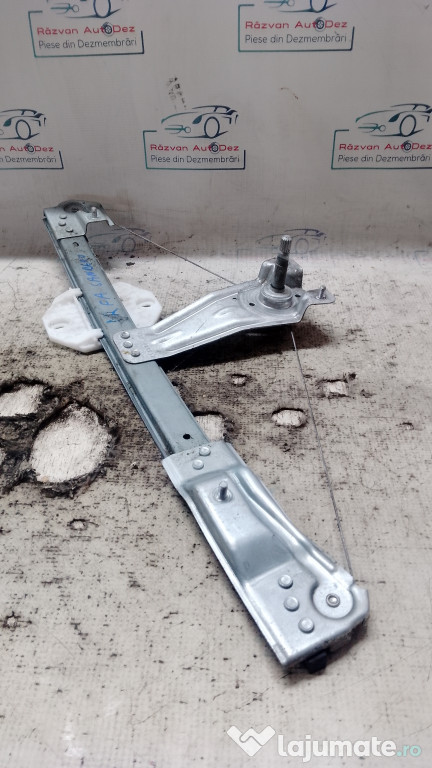 Macara geam dreapta spate Dacia Sandero 2011